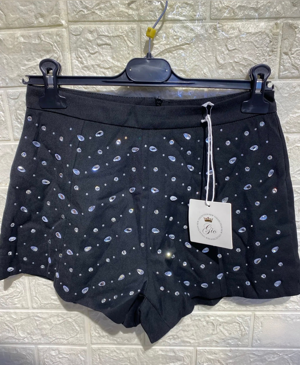 SHORT DIAMOND