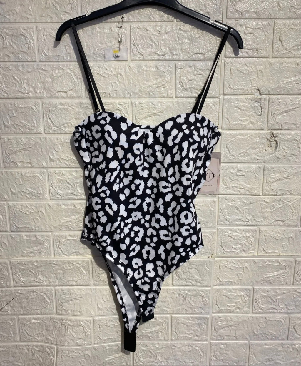 BODY LEOGLAM